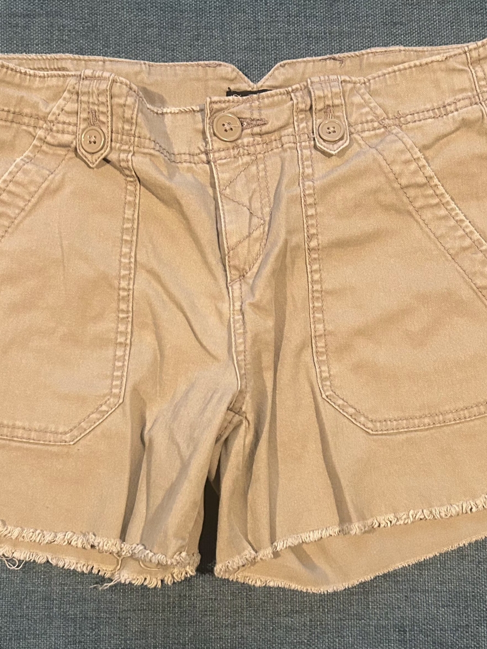 Women’s Beige Frayed Hem Casual Shorts - Neutral Summer Staple